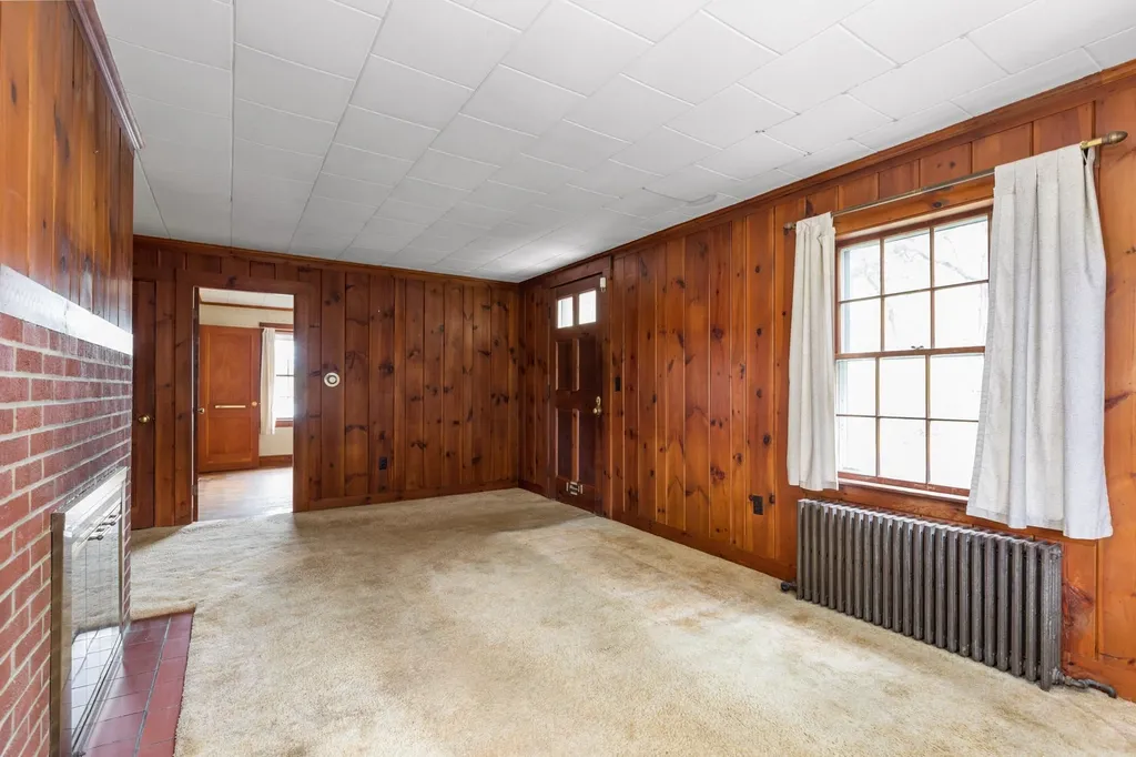 125 Whipple Road Kittery ME 03904-1316