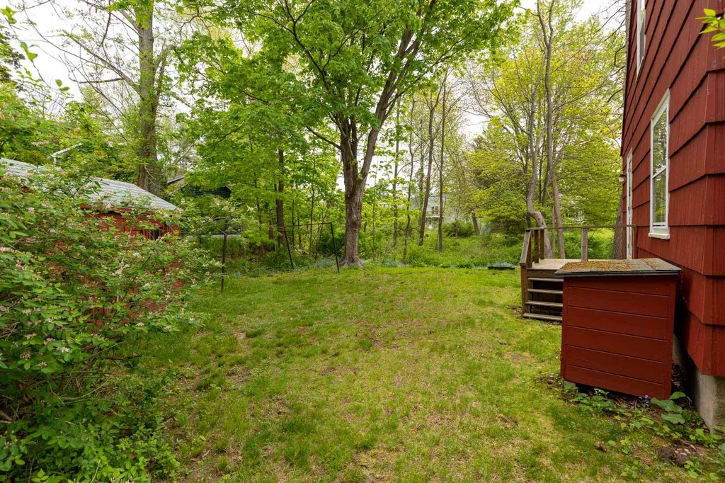 125 Whipple Road Kittery ME 03904-1316