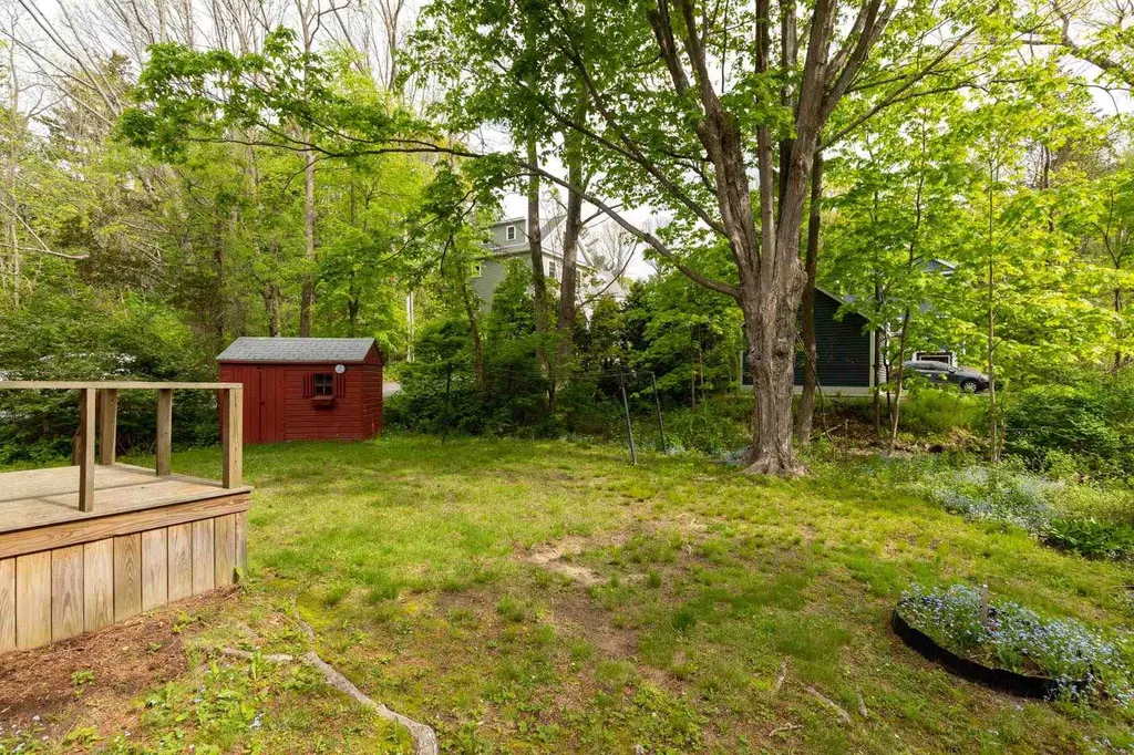 125 Whipple Road Kittery ME 03904-1316