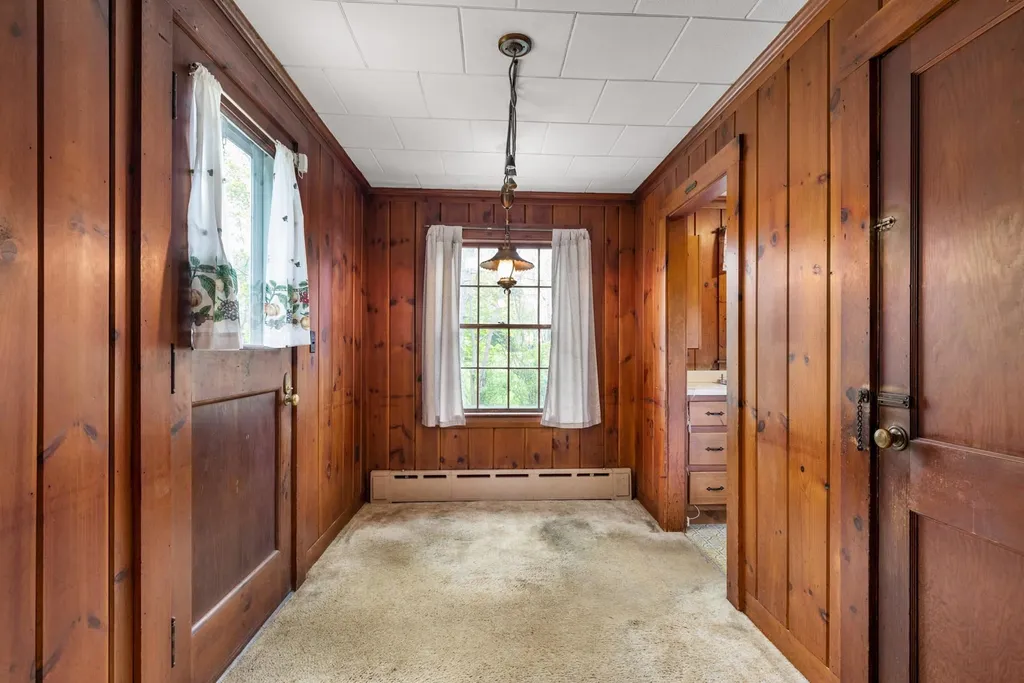 125 Whipple Road Kittery ME 03904-1316
