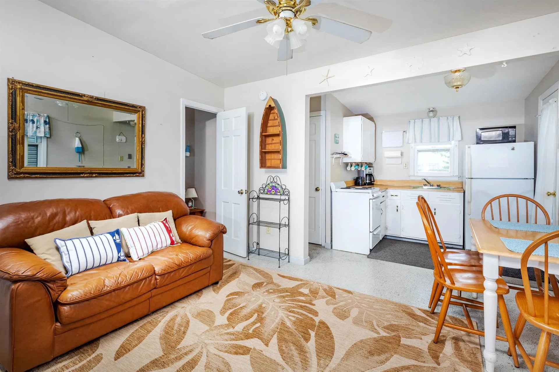 15 Nudd Avenue Hampton NH 03842