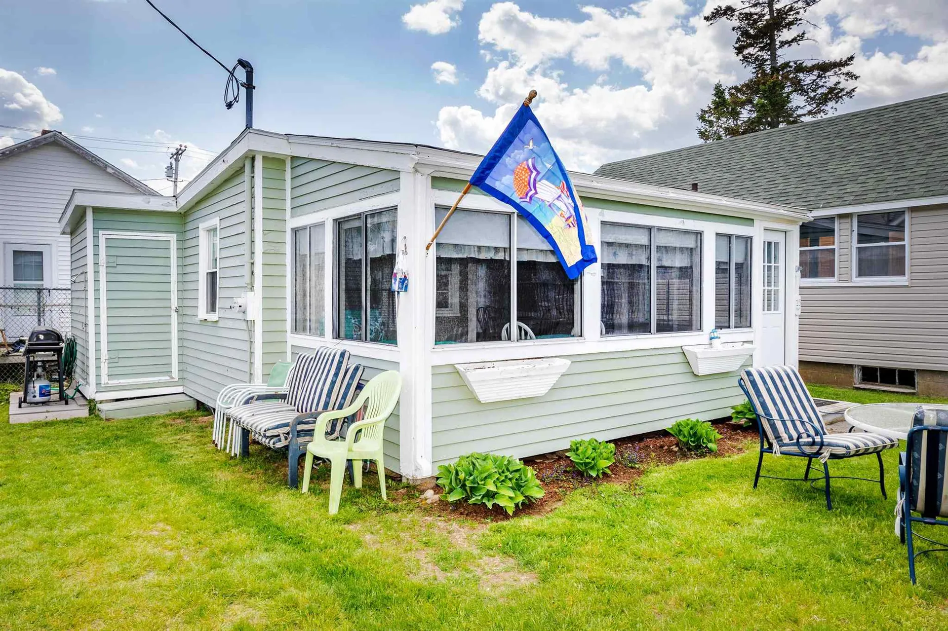15 Nudd Avenue Hampton NH 03842