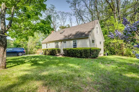 206 Beacon Hill Road Pembroke NH 03275