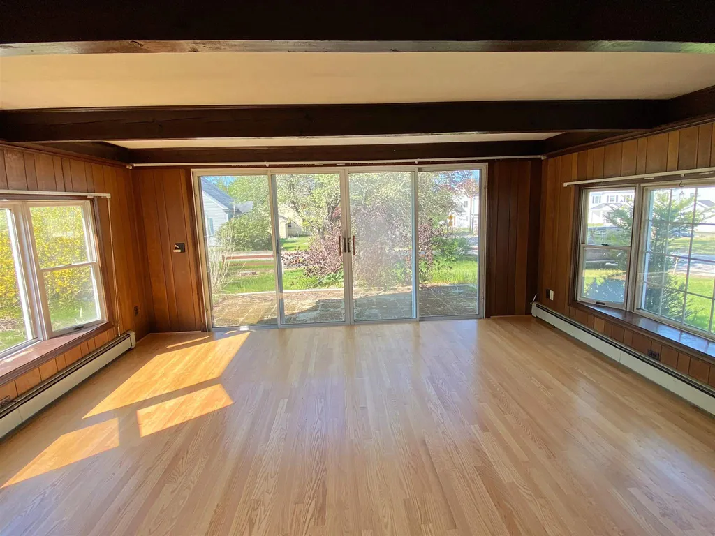 26 Clark Road Wolfeboro NH 03894