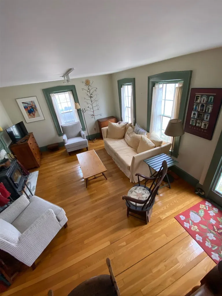 445 Middletown Road Londonderry VT 05148