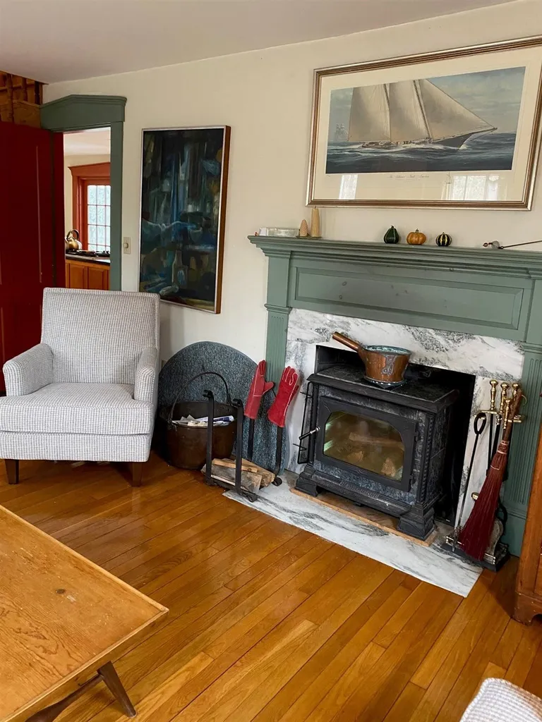 445 Middletown Road Londonderry VT 05148