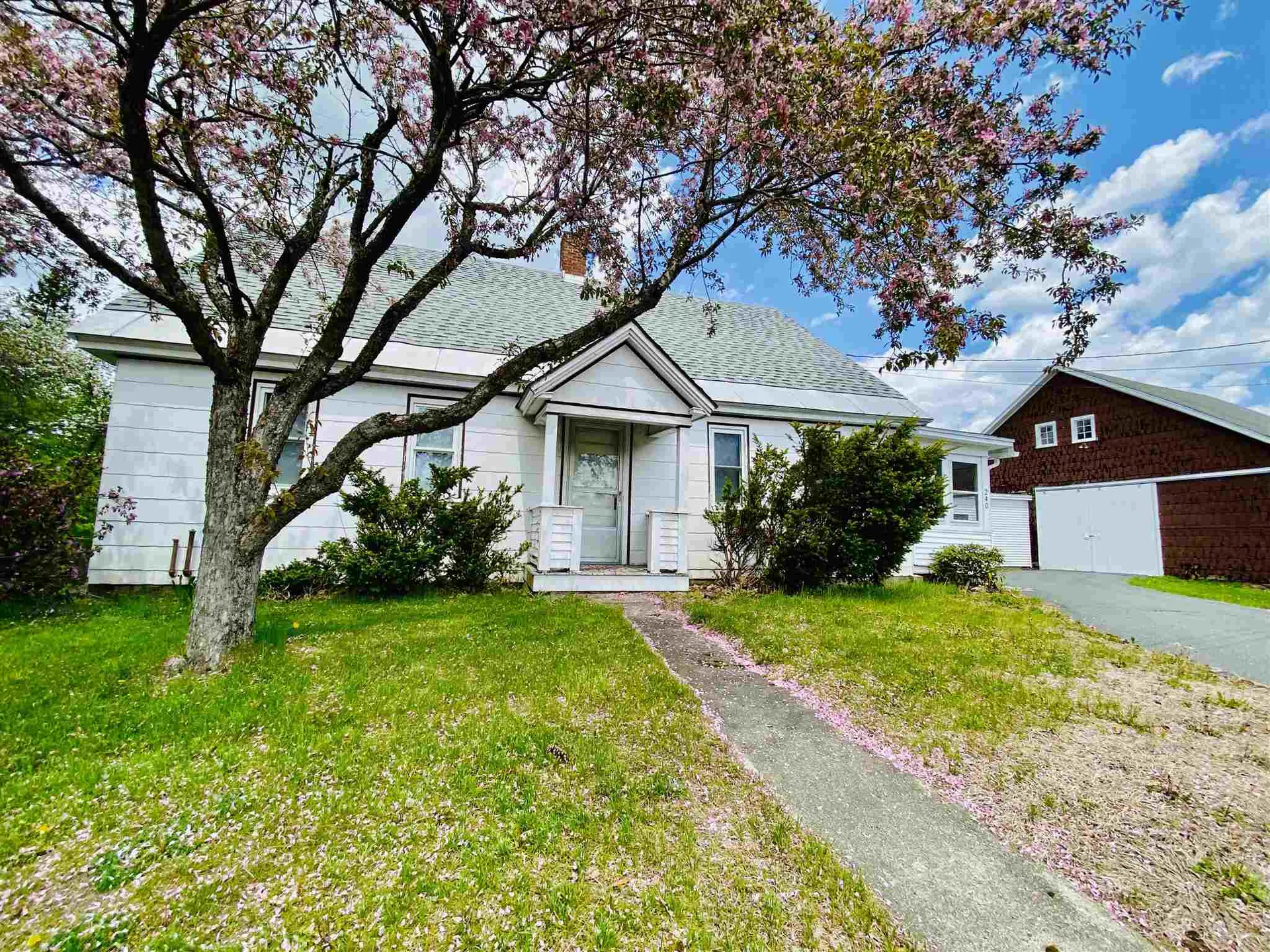 240 Maple Street Newport NH 03773