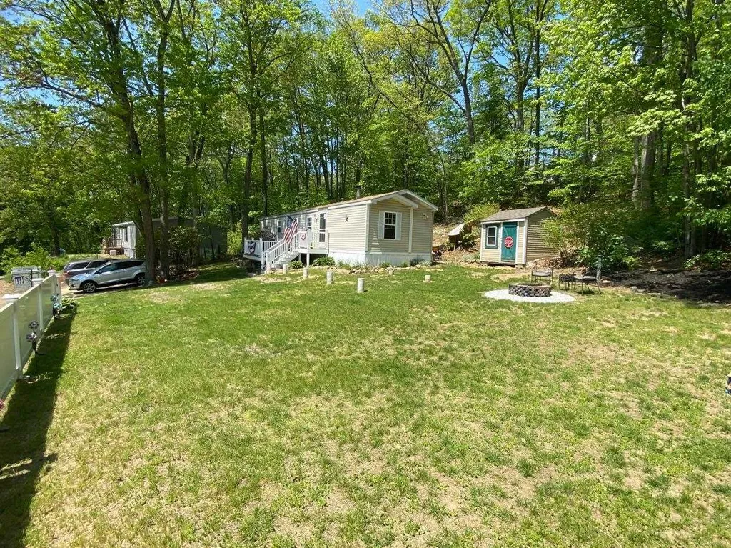 28 Monroe Avenue Allenstown NH 03275