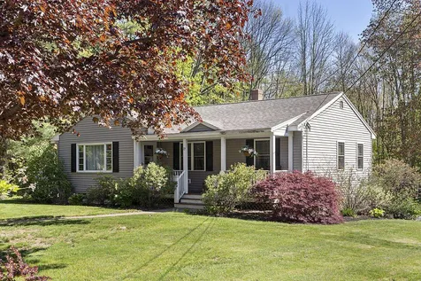 17 Old Forge Road Hampstead NH 03841