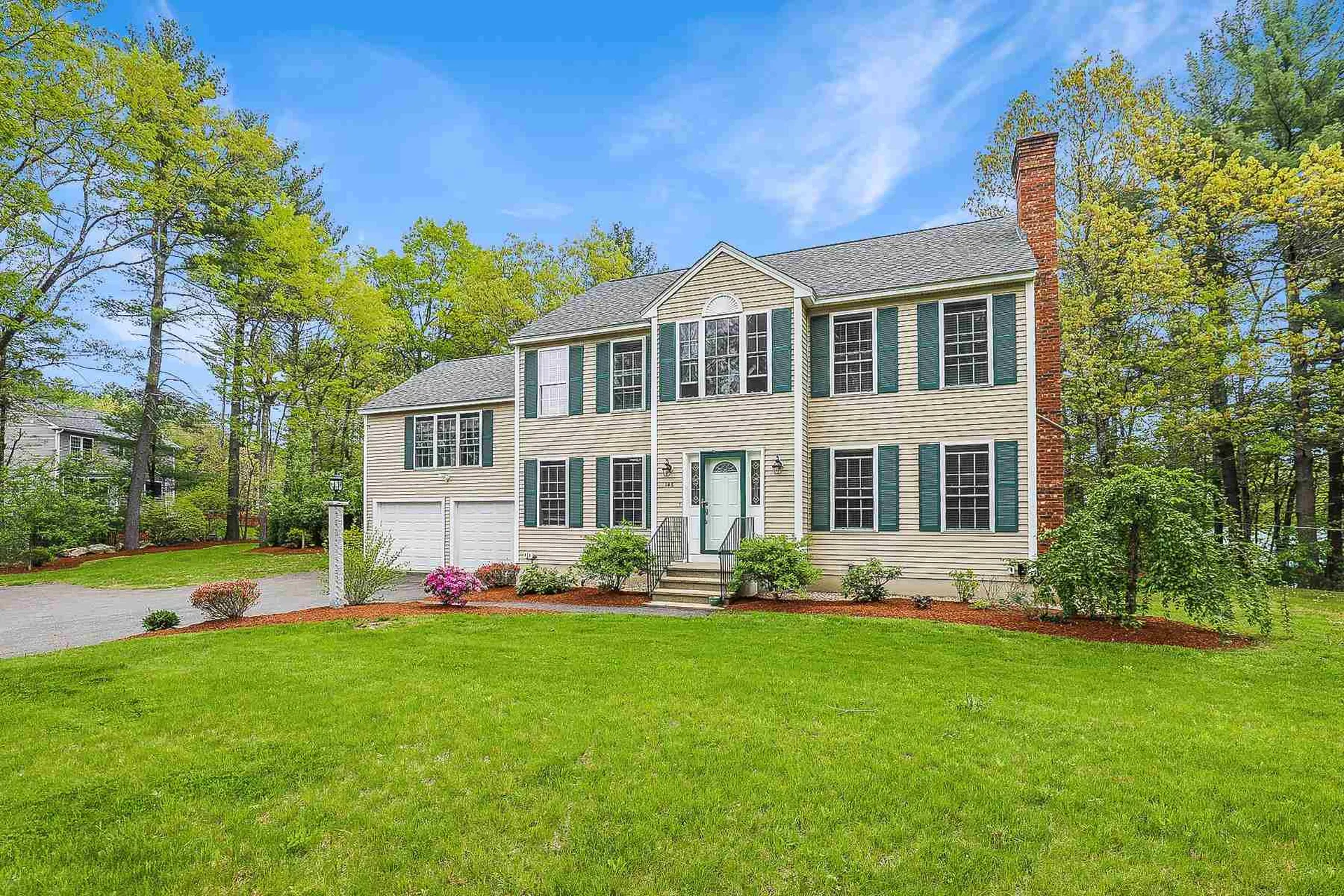 146 Fordway Extension Derry NH 03038