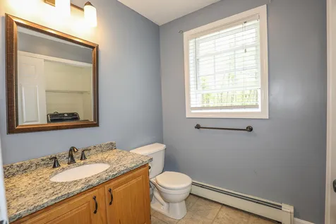 146 Fordway Extension Derry NH 03038