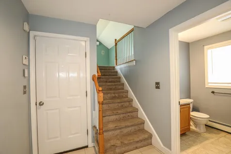 146 Fordway Extension Derry NH 03038