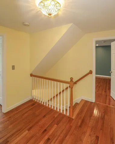 146 Fordway Extension Derry NH 03038