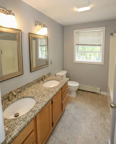 146 Fordway Extension Derry NH 03038