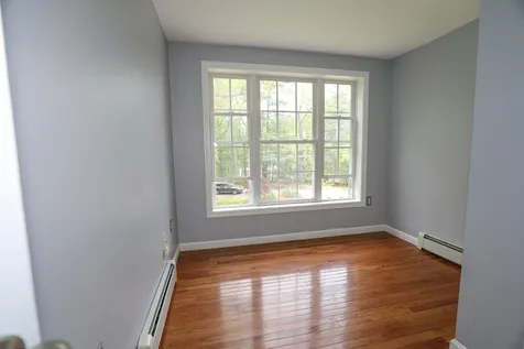146 Fordway Extension Derry NH 03038