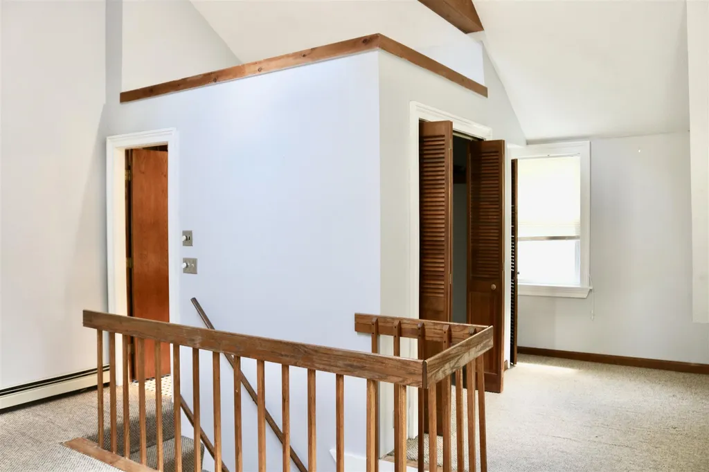 31 Saratoga Way Portsmouth NH 03801