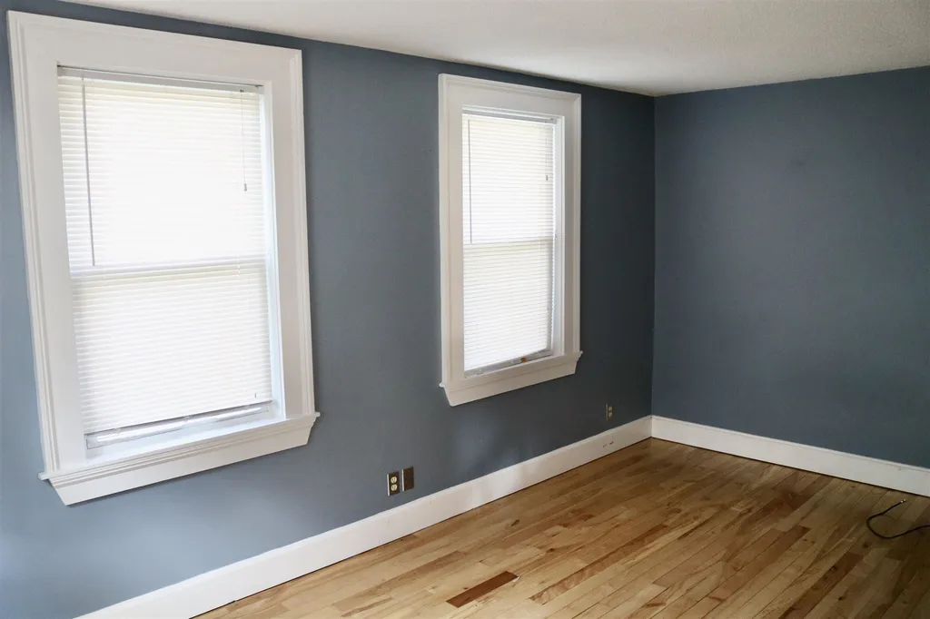 31 Saratoga Way Portsmouth NH 03801