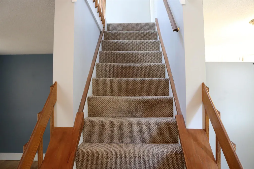 31 Saratoga Way Portsmouth NH 03801