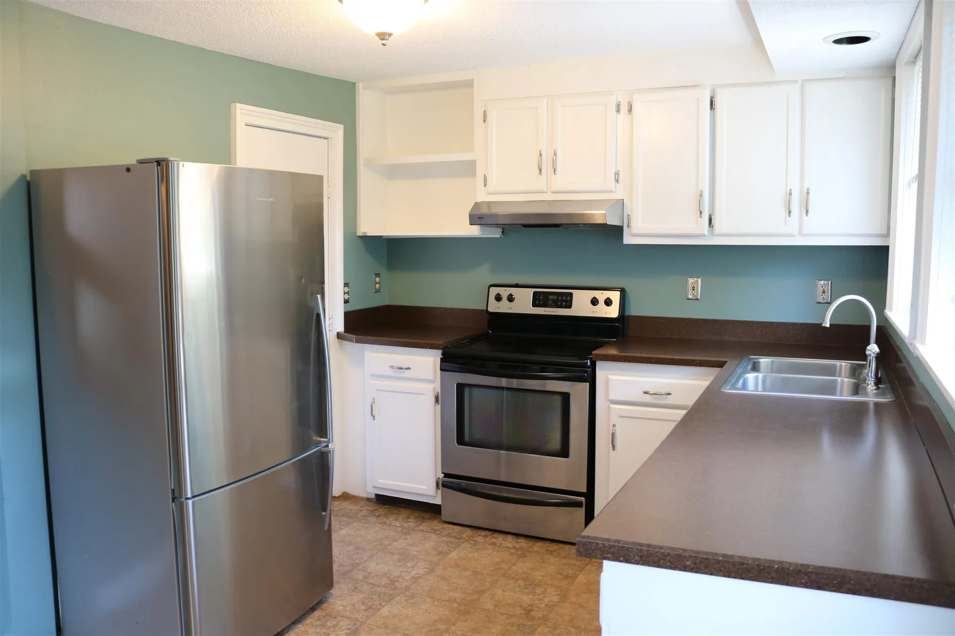 31 Saratoga Way Portsmouth NH 03801