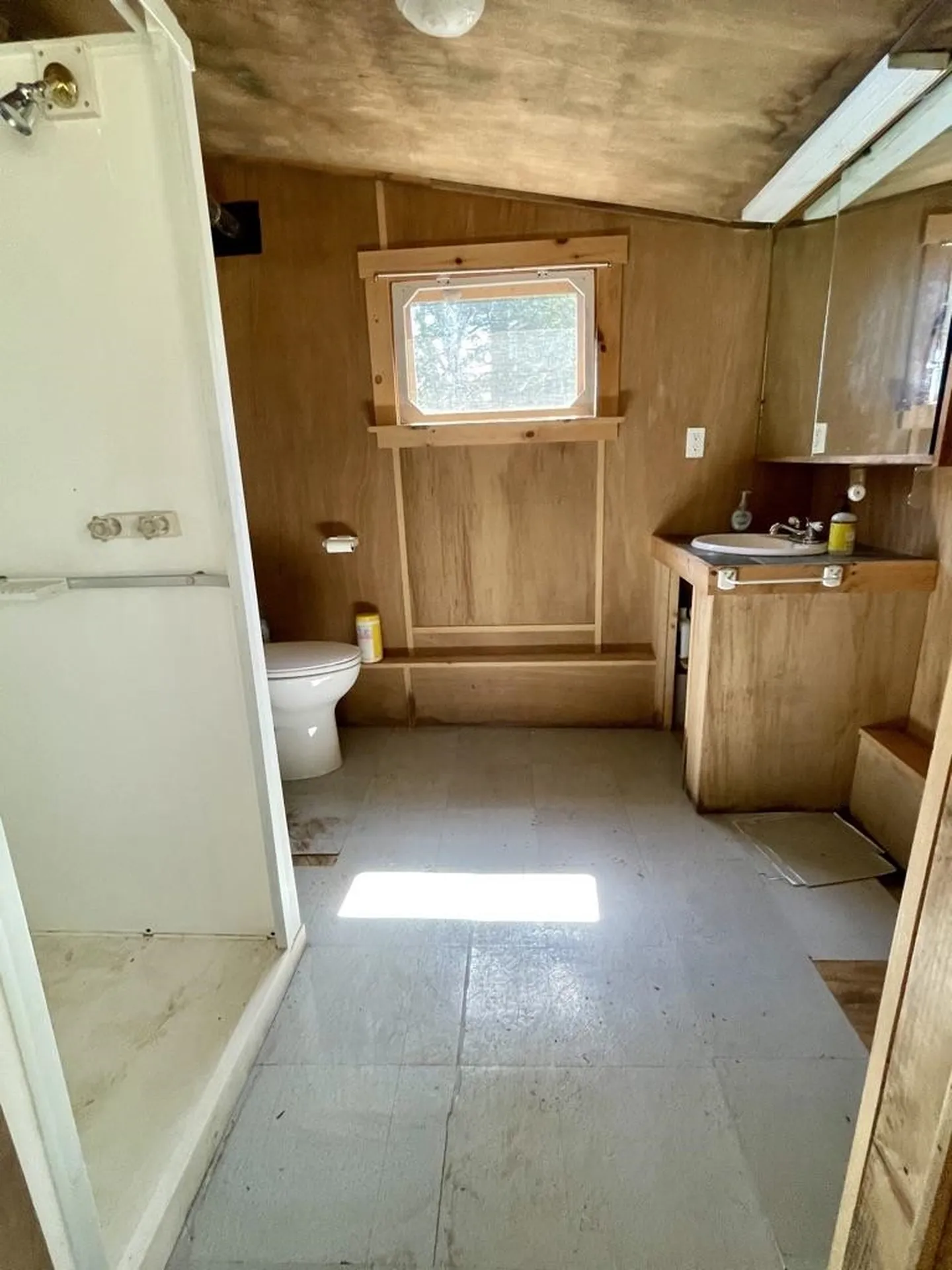 213 Algonquin Road Enfield NH 03748