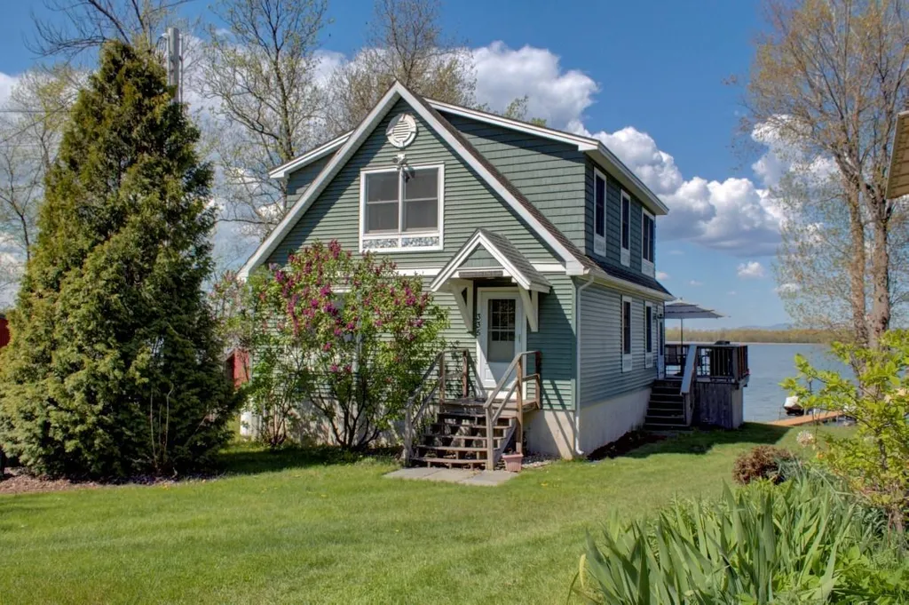 337 Us Route 2 Grand Isle VT 05458