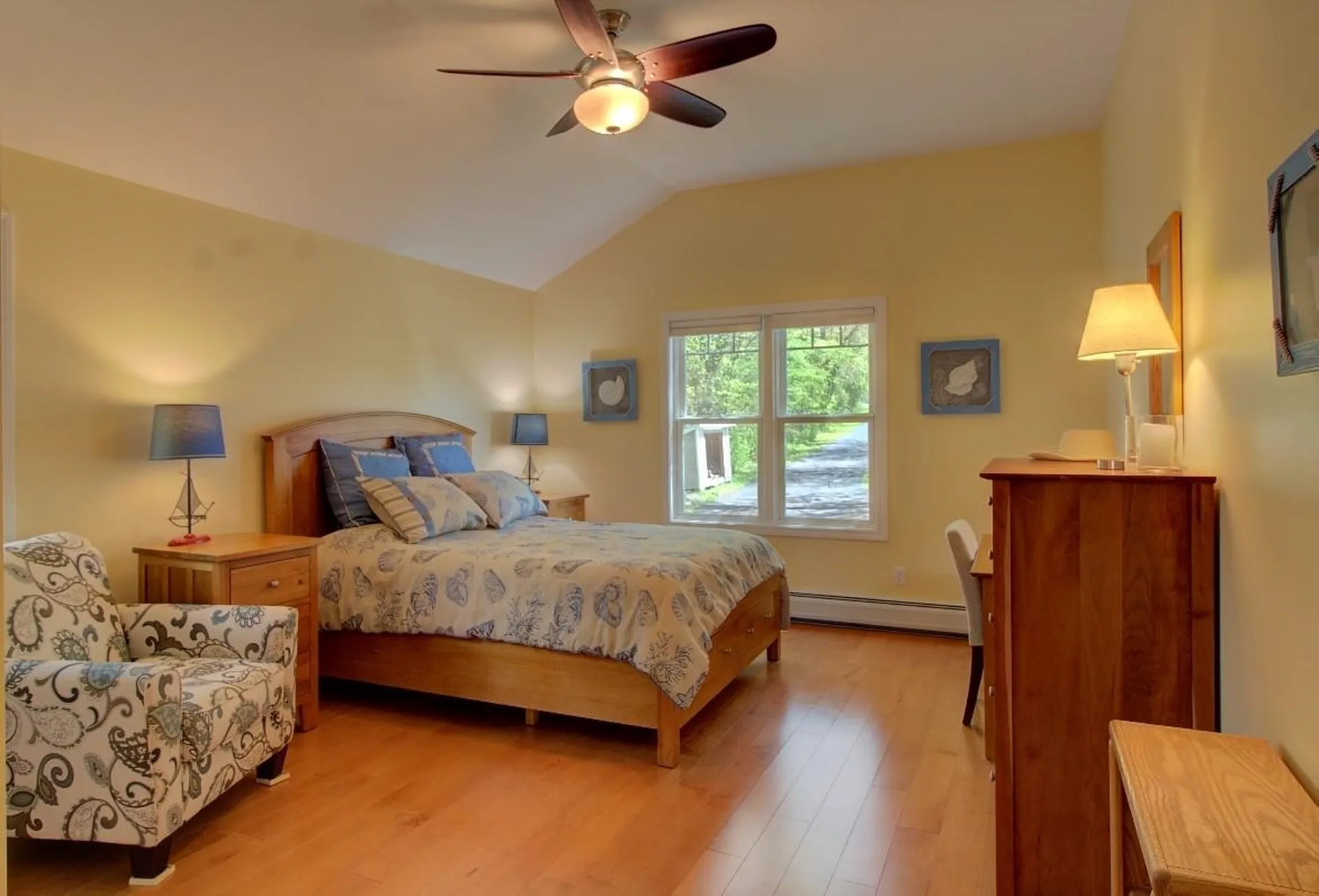 337 Us Route 2 Grand Isle VT 05458