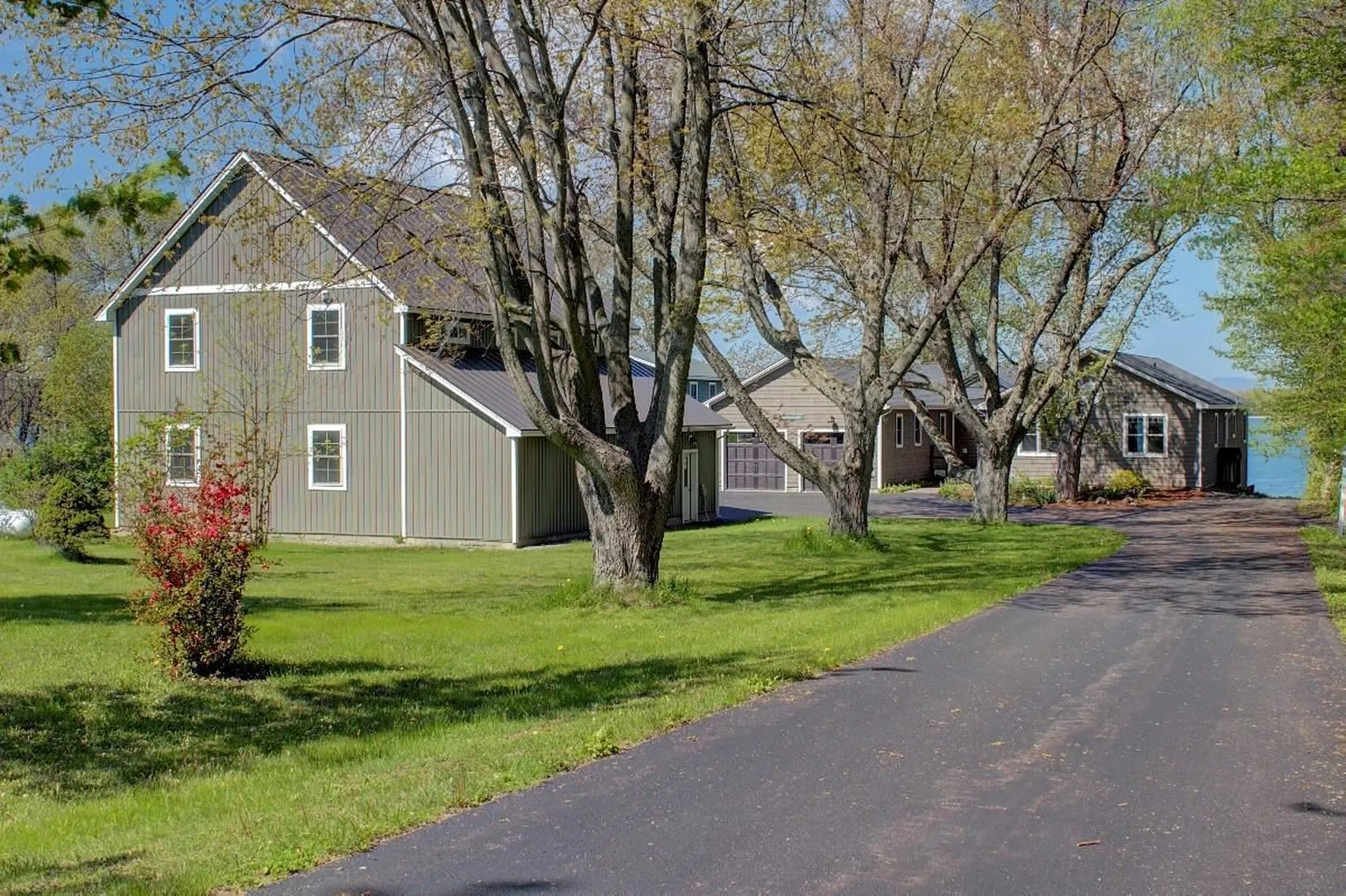 337 Us Route 2 Grand Isle VT 05458