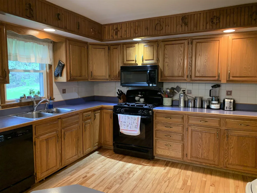 116 Remick Road Hartford VT 05001