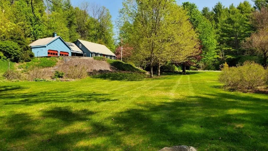236 Stage Road Plainfield NH 03781