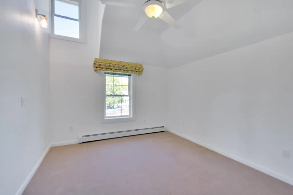 32 Bay Road Colchester VT 05446
