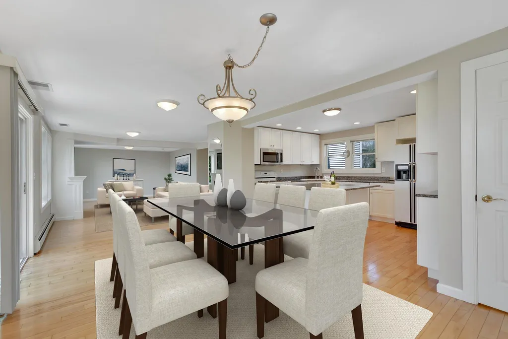 32 Bay Road Colchester VT 05446