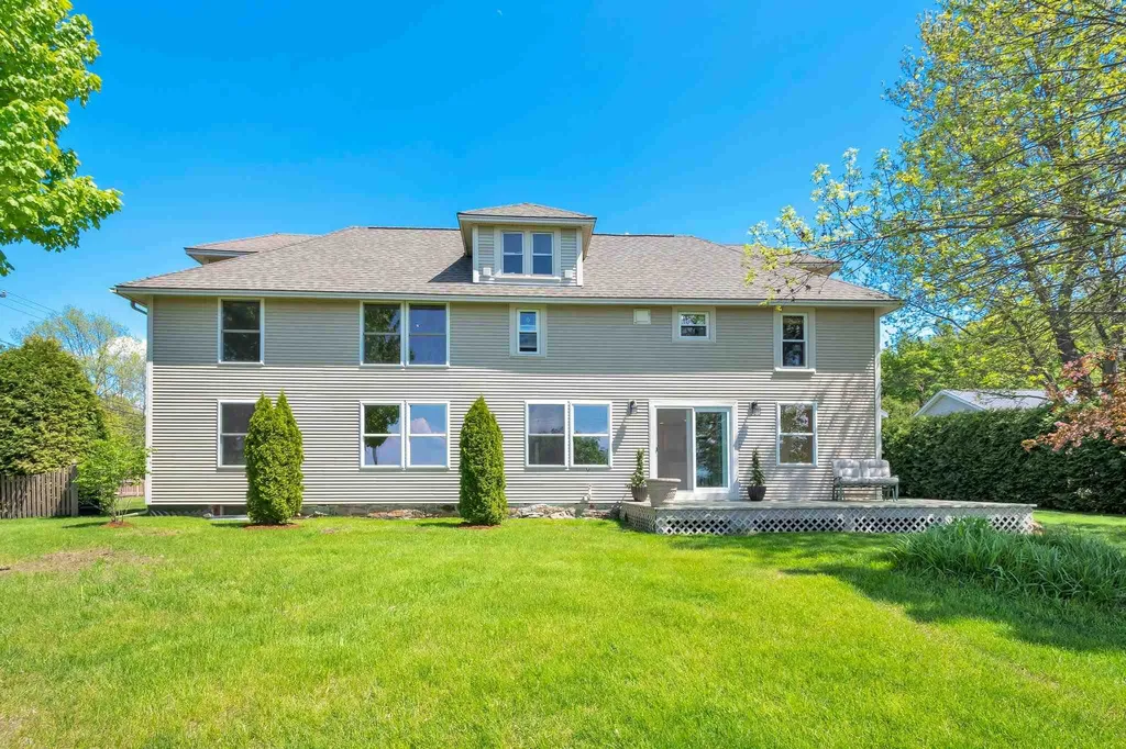 32 Bay Road Colchester VT 05446