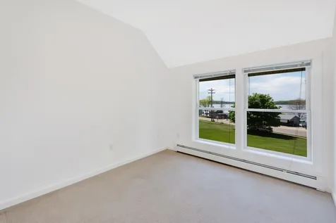 32 Bay Road Colchester VT 05446