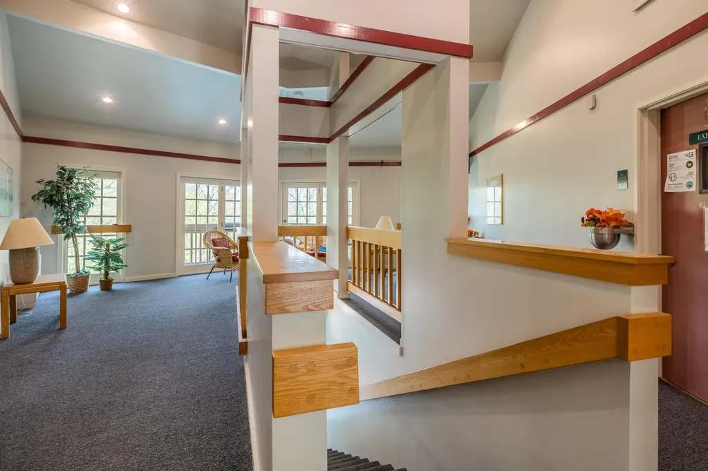 30 Wolf Road Lebanon NH 03766