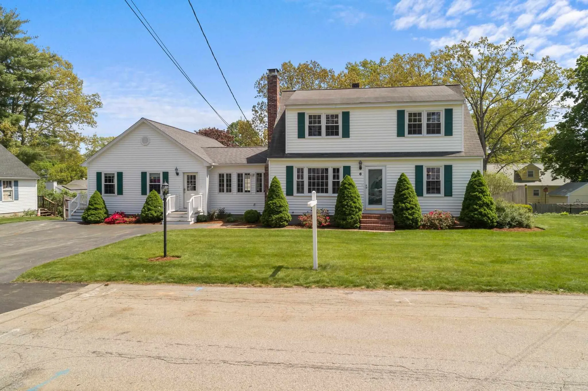 6 Briand Drive Nashua NH 03063