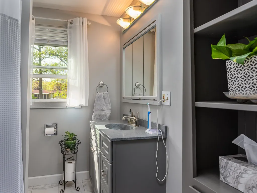 29 Forest Park Drive Rochester NH 03868