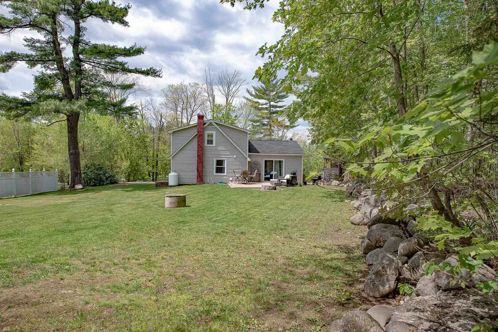 31 Union Road Belmont NH 03220