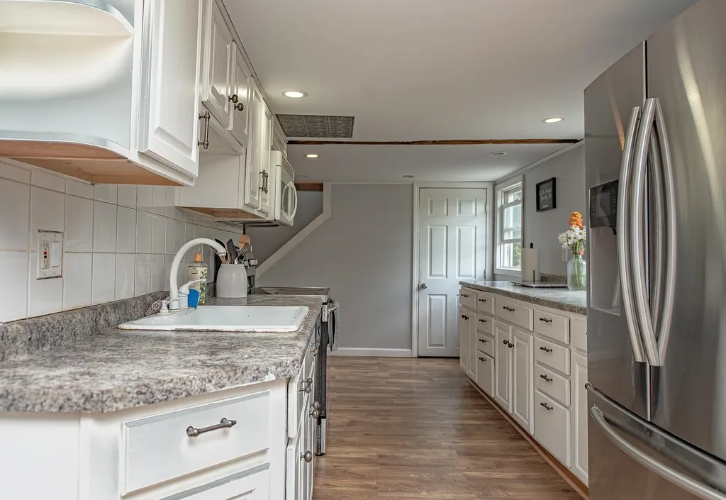 31 Union Road Belmont NH 03220