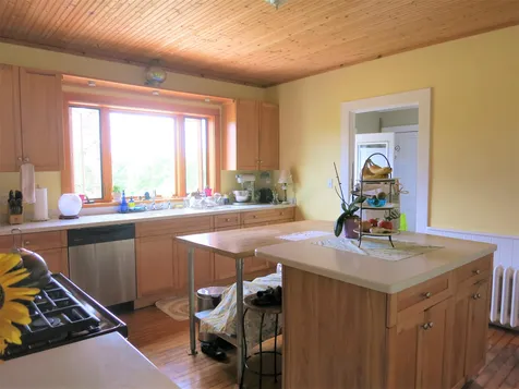 2044 Lake Road Panton VT 05491