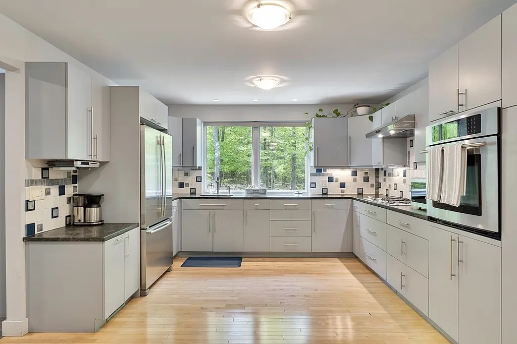 227 Great Road Jaffrey NH 03452