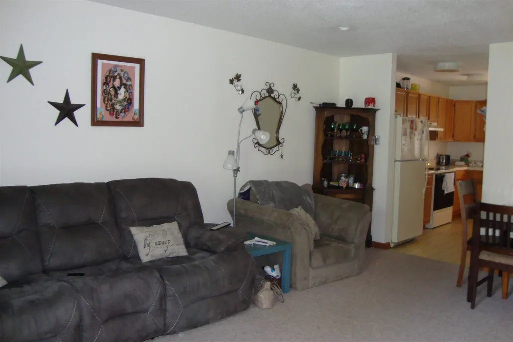 14 Chester Lane Enfield NH 03748