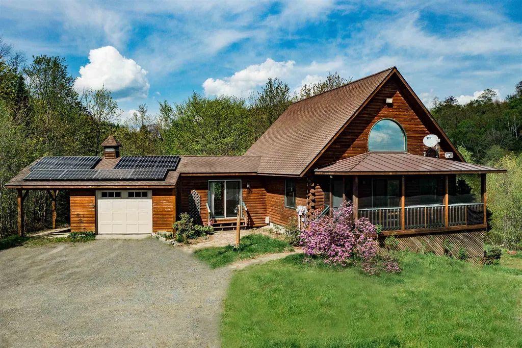 840 Robinson Road West Fairlee VT 05083