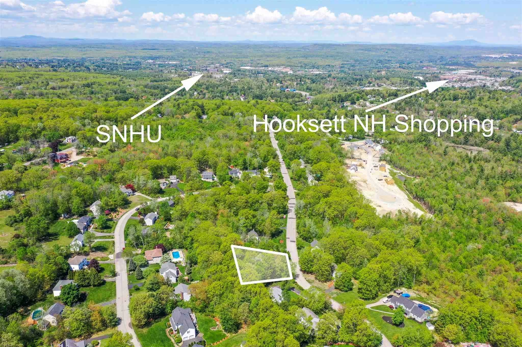 38 Autumn Run Hooksett NH 03106