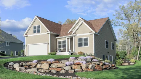 3 Powderhorn Drive Pelham NH 03076
