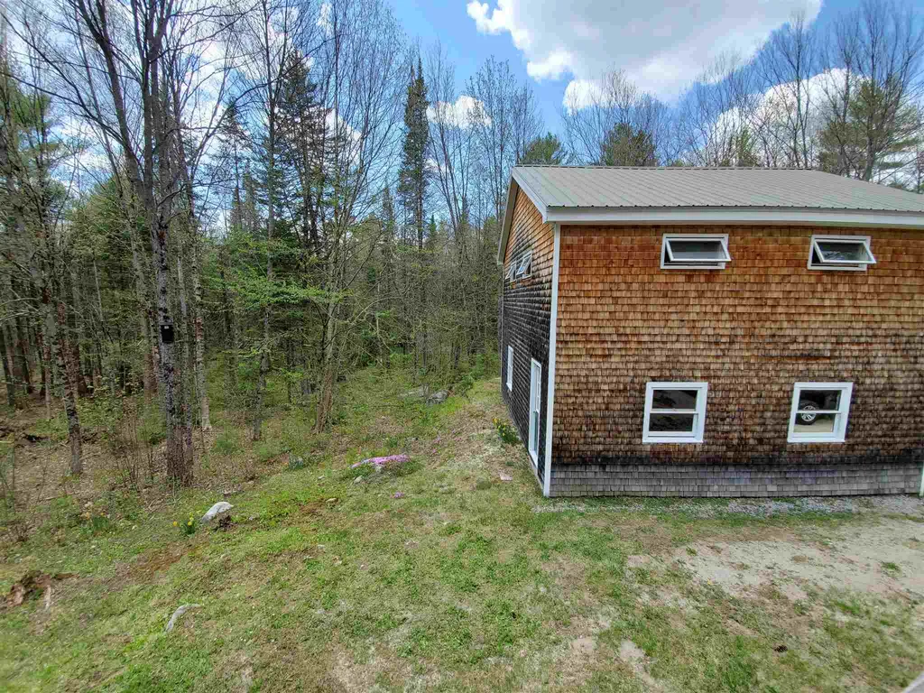 42 Slab City Road Grafton NH 03240