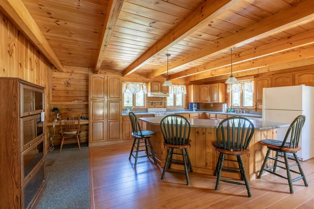 135 Rock Creek Drive Haverhill NH 03774