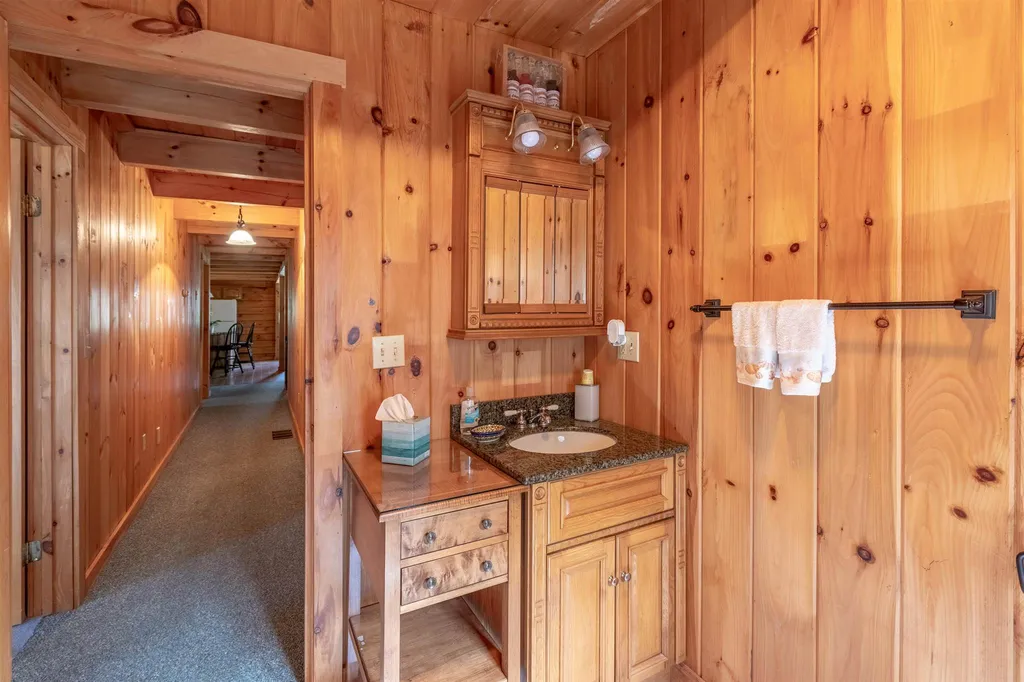 135 Rock Creek Drive Haverhill NH 03774