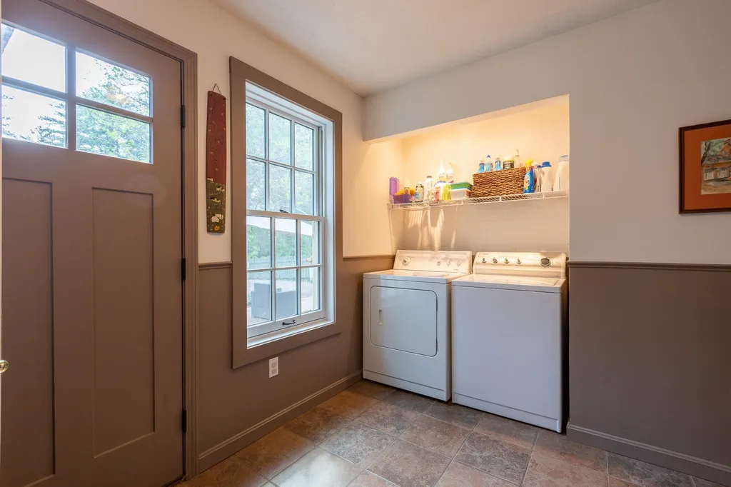 24 Liberty Street South Berwick ME 03908