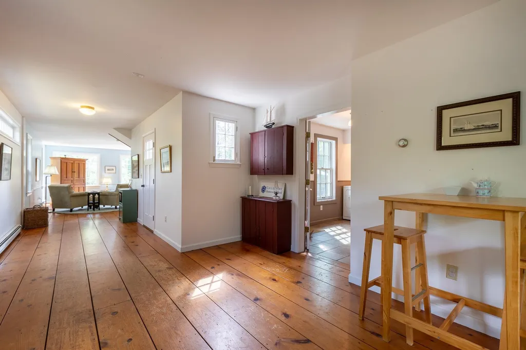 24 Liberty Street South Berwick ME 03908