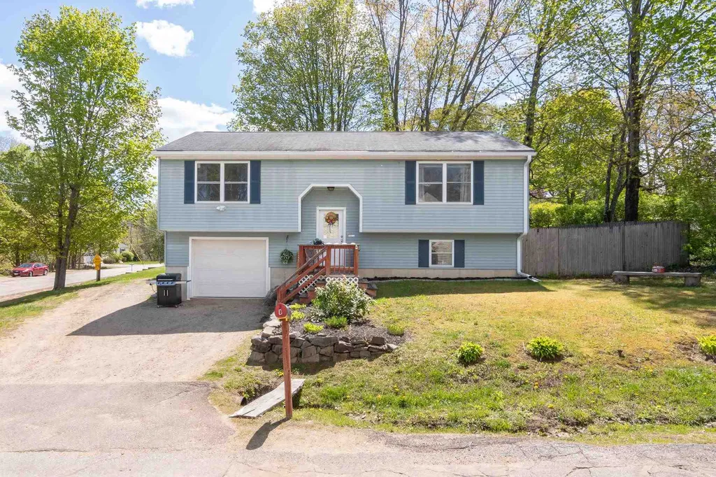 25 Davis Street Franklin NH 03235